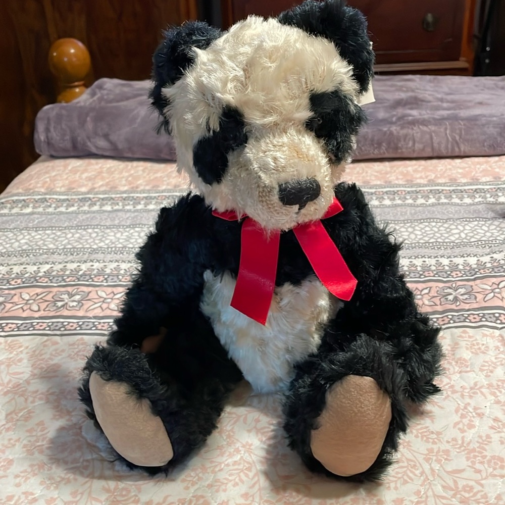 Russ Bombay Panda Mei Ying, Vintage 2000 limited edition NWT’s